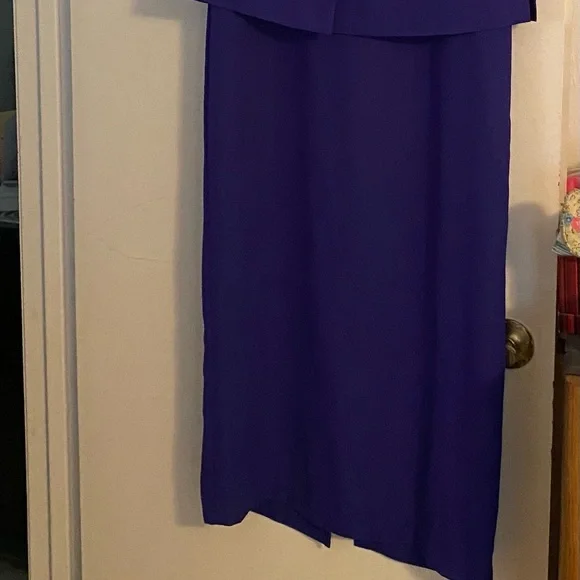 Sleeveless dress with short sleeve Jacket. - Picture 2 of 8